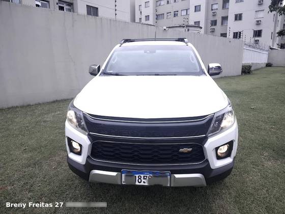CHEVROLET S10 2.8 16V TURBO DIESEL HIGH COUNTRY CD 4X4 AUTOMÁTICO